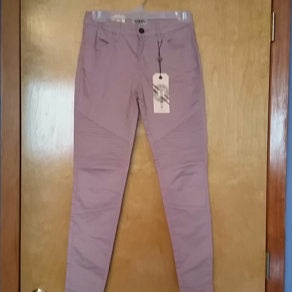 Denim Blvd tan jeans sz 3 skinny NWT